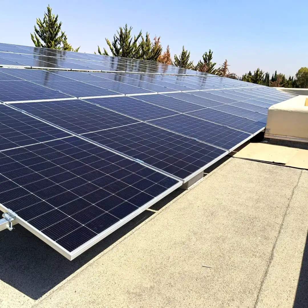 solar-energy-system-with-70-photovoltaic-panels